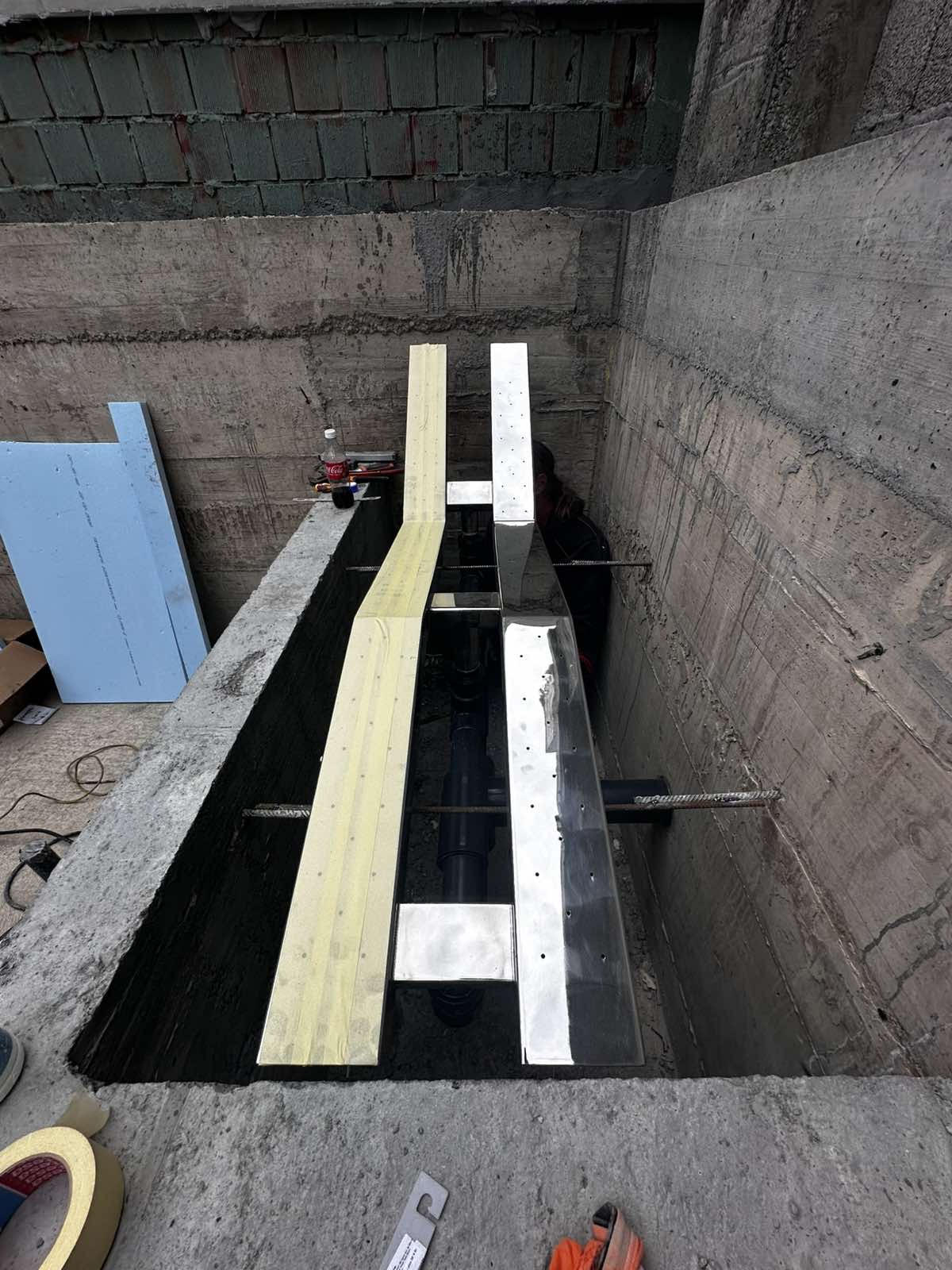 Hidromasazna lezaljka dupla 2.jpg